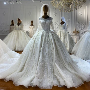 Луксозна сватбена рокля в Дубайском стил, напълно расшитое мъниста, истинската работа