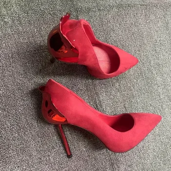 Нов прием на 2023 г., елегантни червени сватбени обувки на висок ток с атласным покритие, сватбени обувки-лодки, модел обувки, дамски