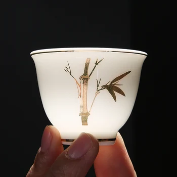 Нефритовая керамична чаша за чай, креативна бяла порцеланова посуда за напитки кунг-фу, Подглазурная благородна малка чаена чаша със златни листа, подаръци
